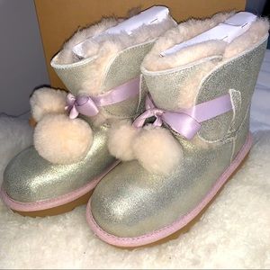 ~Host Pick~ Ugg | Gita Metallic Boot